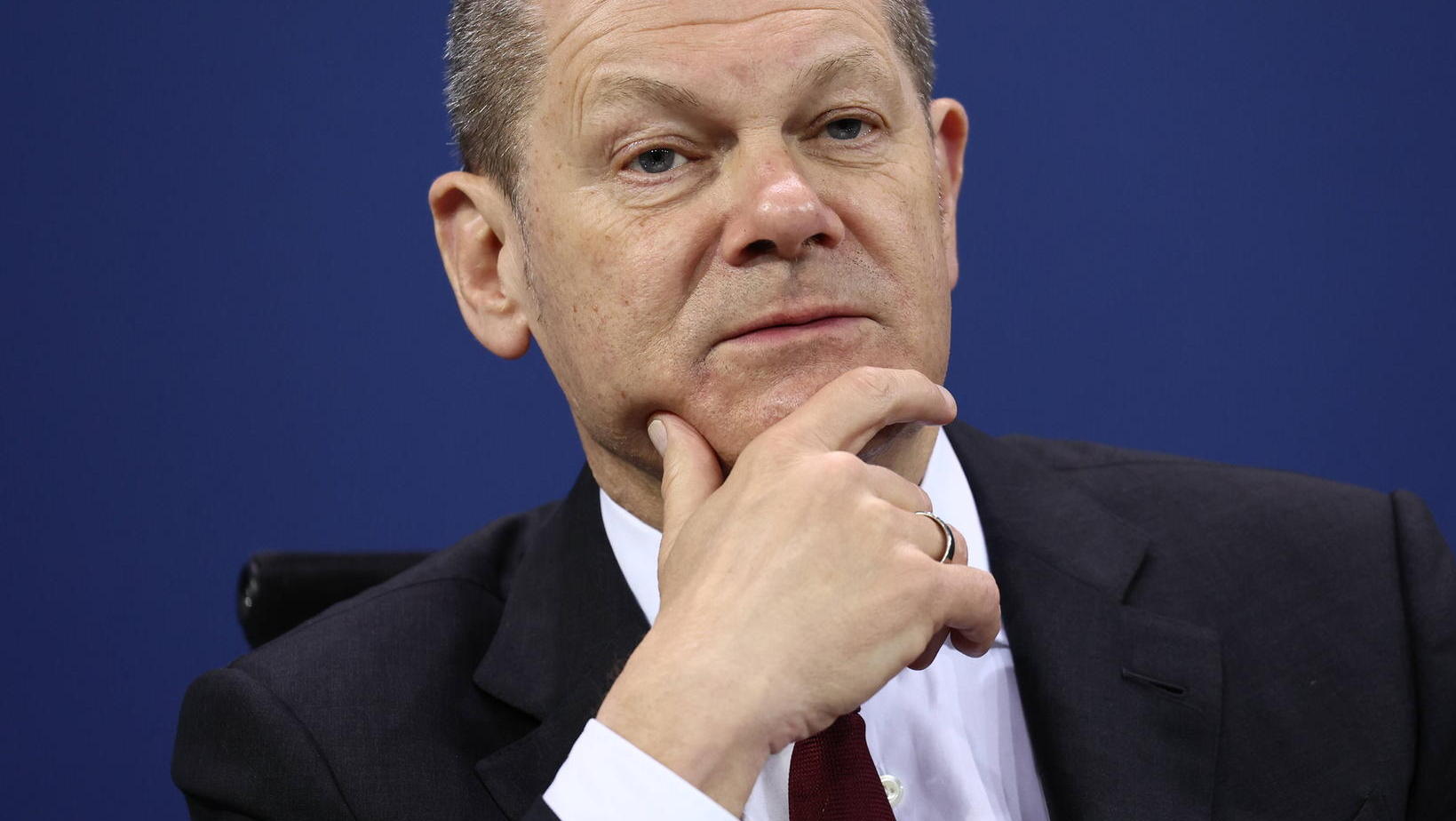 Bundeskanzler Olaf Scholz "im Alleingang"