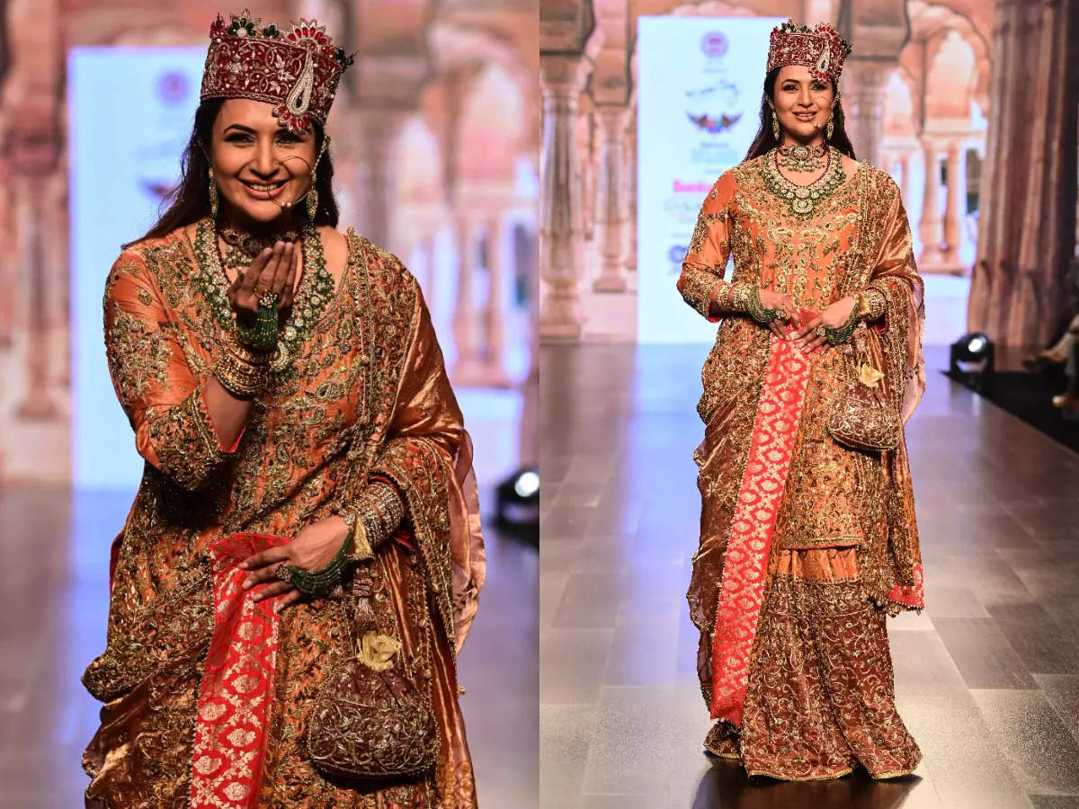 Divyanka Tripathi stuns on Day 1 of Bombay Times Fashion Week