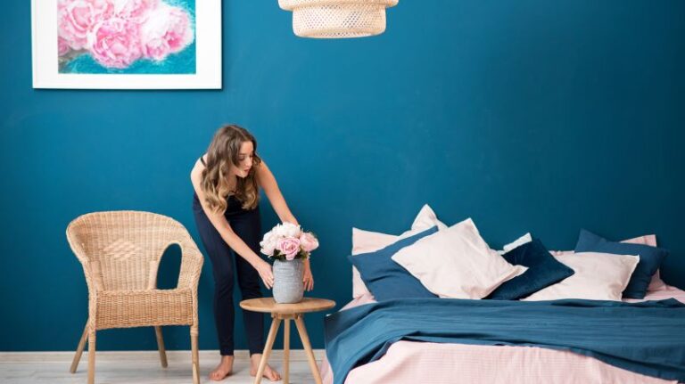 The official 2022 checklist for spring cleaning your bedroom