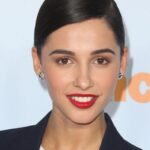 Naomi Scott - Biography, Height & Life Story